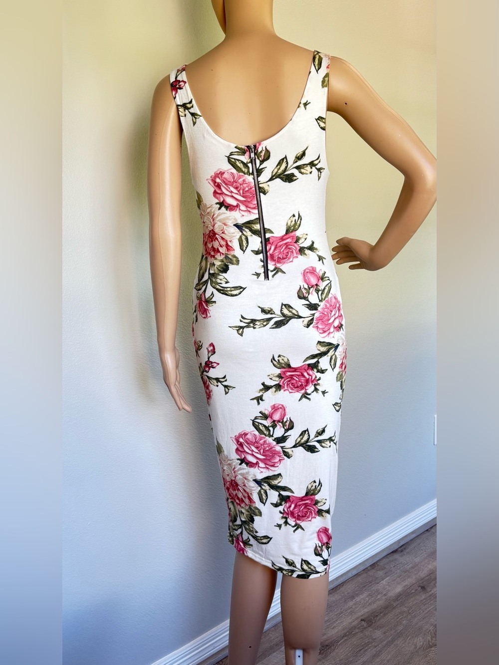 Popular Basics White Midi Dress with Pink Rose Print and back zipper Medium - Picture 11 of 14